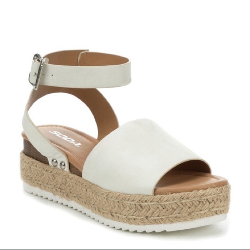 Soda platform sandals size 8